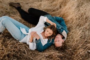 دانلود پریست لایت روم Karra Leigh X Dawn Charles – EFFORTLESS PACK Presets
